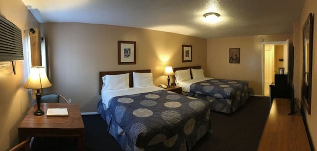 Two Queen beds