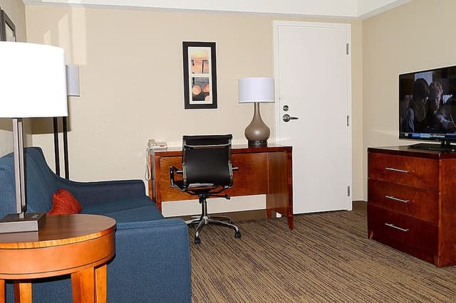 Suite, Multiple Beds, Non Smoking (Upgrade)
