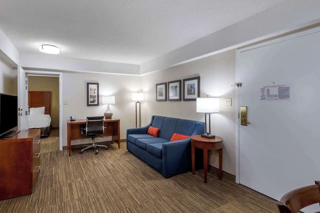 Suite, Multiple Beds, Non Smoking (Upgrade)