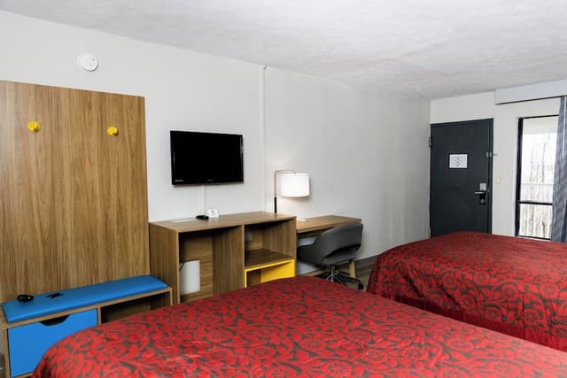 Room, 2 Double Beds, Smoking (Modern)