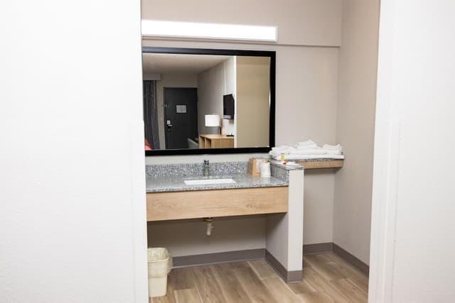 Room, 2 Double Beds, Non Smoking (Modern)