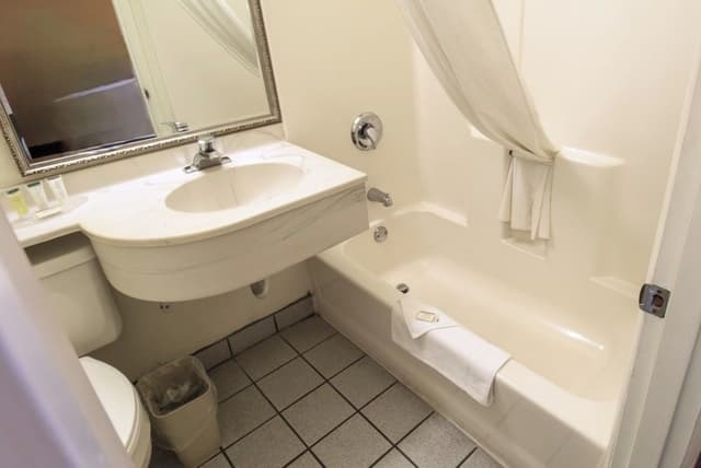 Room, 2 Queen Beds, Non Smoking