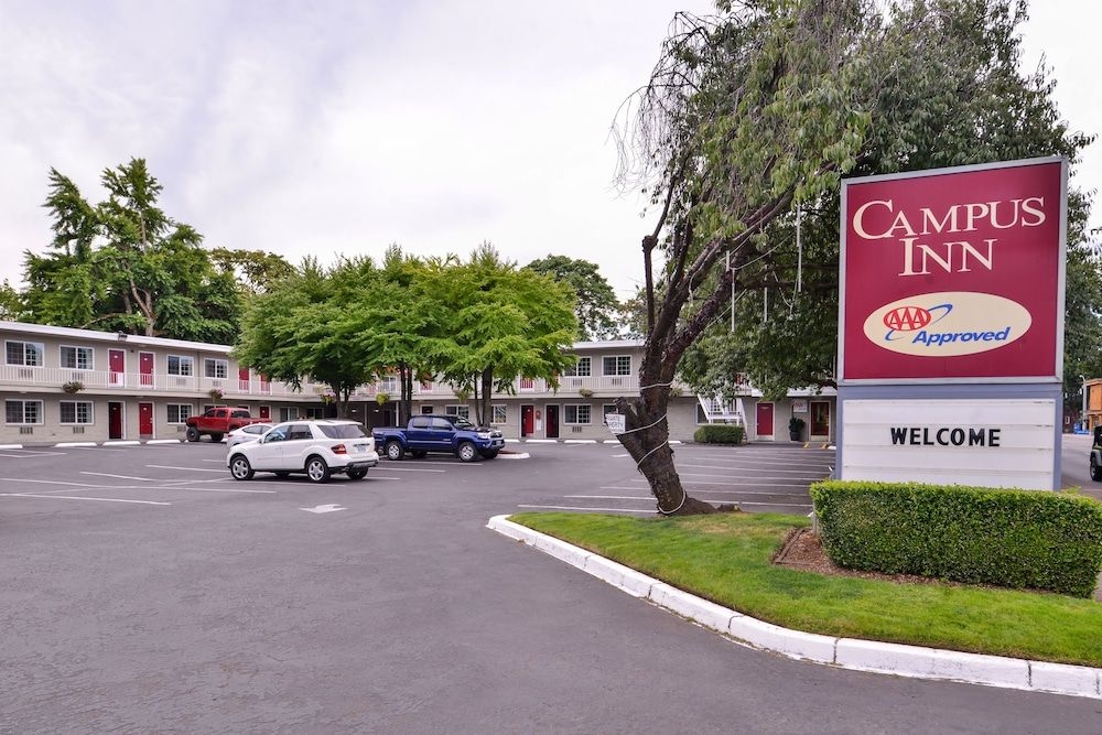Campus Inn and Suites3