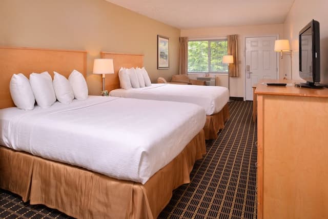 Room, 2 Queen Beds