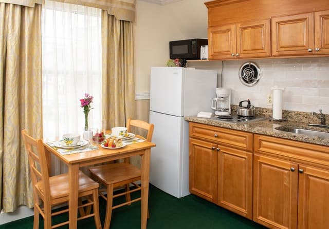 Traditional Apartment (No Pets)
