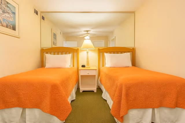 Condo, 2 Bedrooms