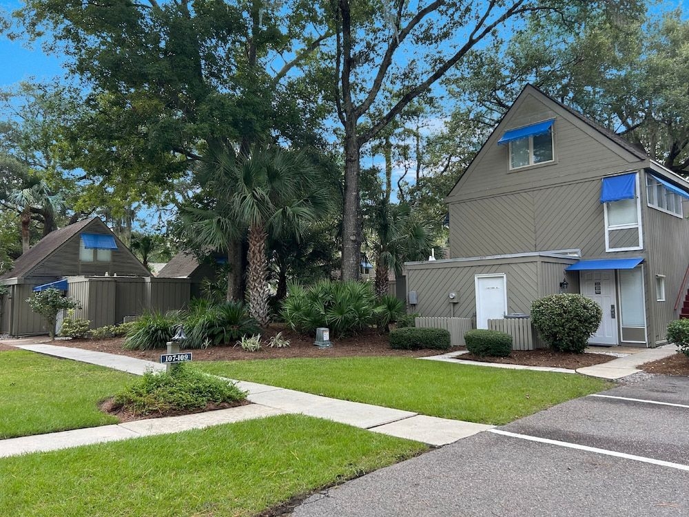 STUDIOS AT THE VILLAGE AT PALMETTO DUNES1