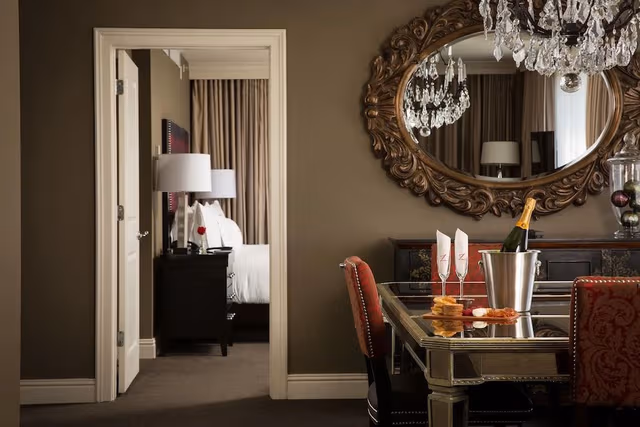 Junior Suite, 1 King Bed