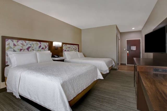 2 QUEEN BEDS NONSMOKING