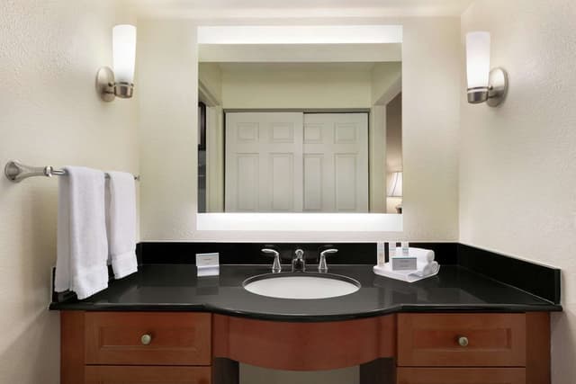 2 KING BEDS 2 BEDROOM 2 BATH SUITE