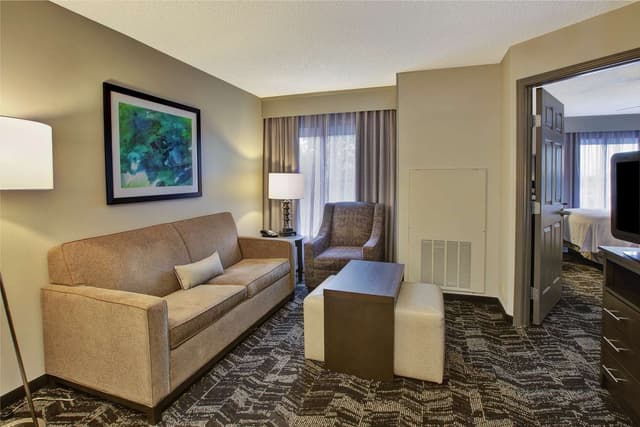 2 DOUBLE BEDS 1 BEDROOM SUITE NONSMOKING