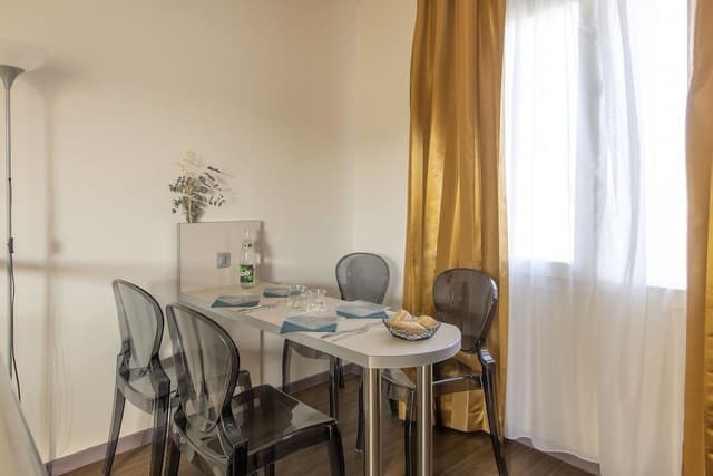 Junior Duplex