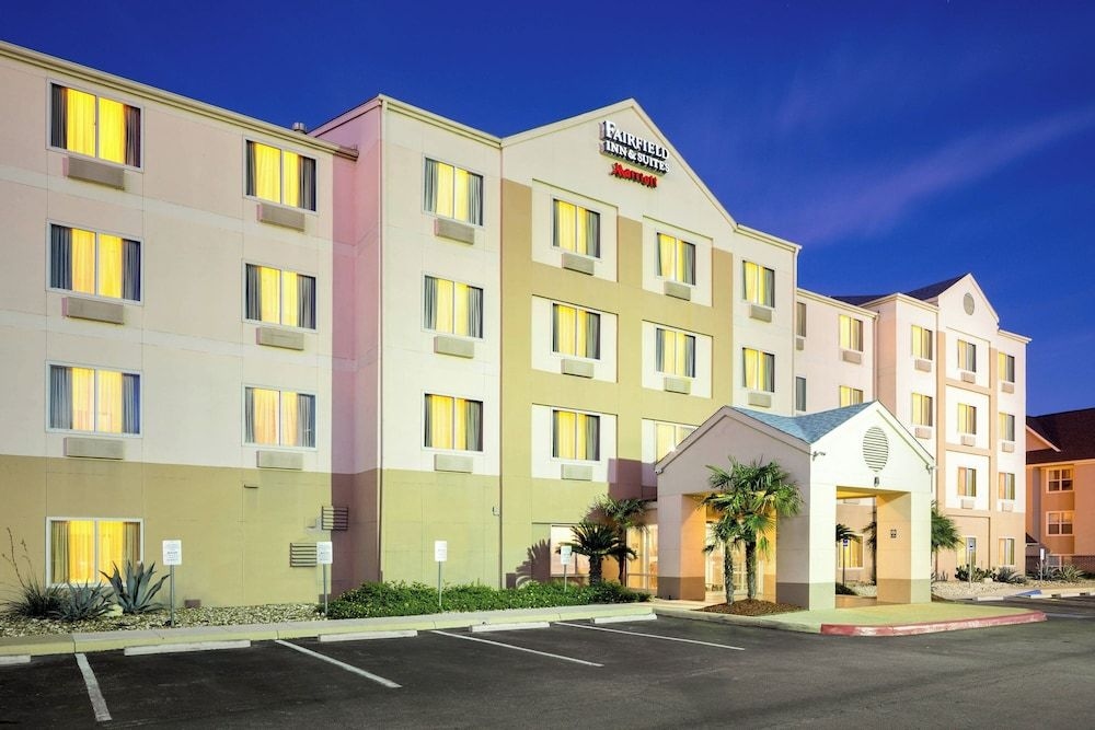 Fairfield Inn & Suites by Marriott San Antonio Market Square0