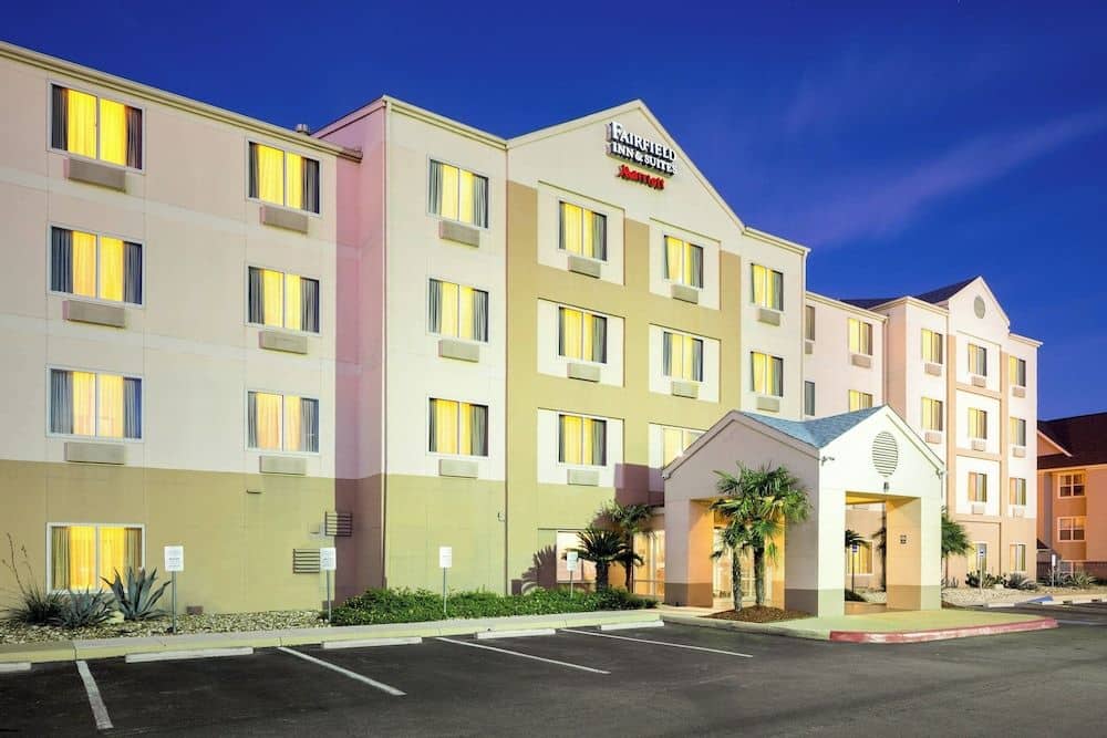 Fairfield Inn & Suites by Marriott San Antonio Market Square Fairfield Inn & Suites by Marriott San Antonio Market Square