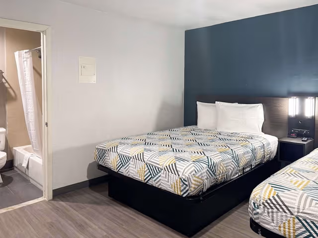 Standard Room, Multiple Beds, Smoking, Kitchenette