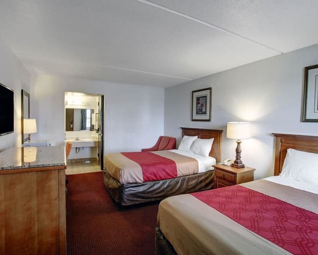 Standard Room, Smoking