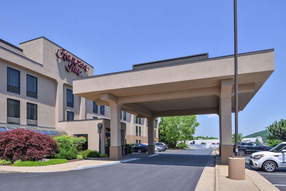 HAMPTON INN STAUNTON1