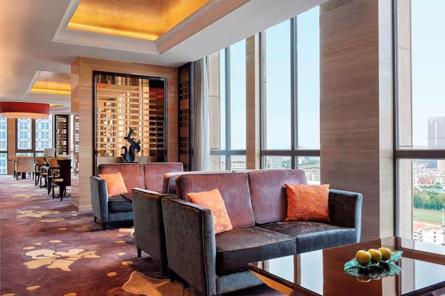 Executive Room, 1 King Bed, Executive Level