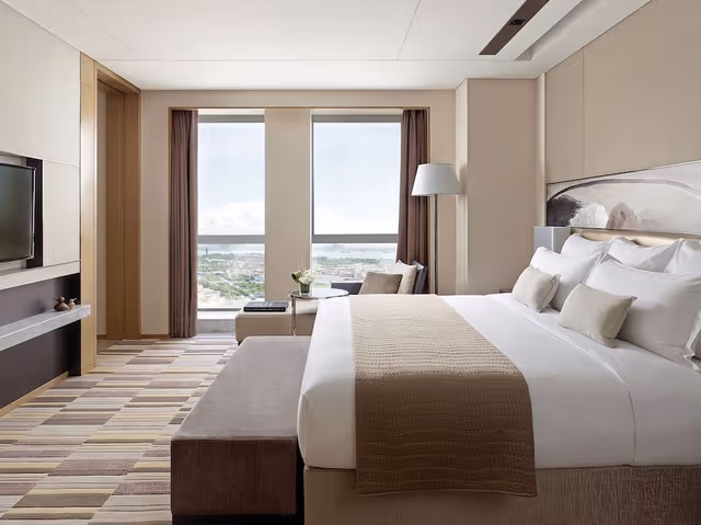 Executive King Room