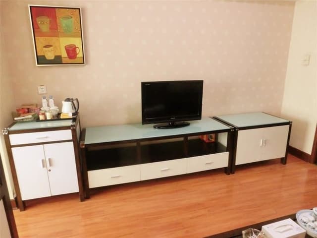 Commercial King Room