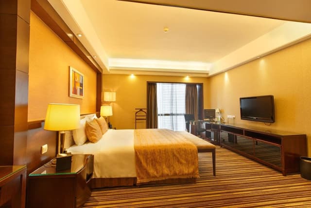 Leeden suite