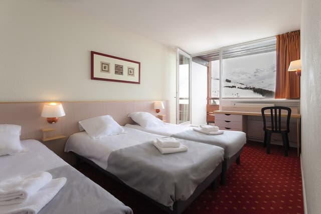 Standard Apartment, 2 Bedrooms, Balcony, Mountain View (Standard)