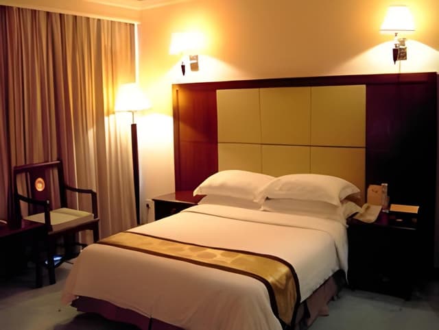 Standard King Bed