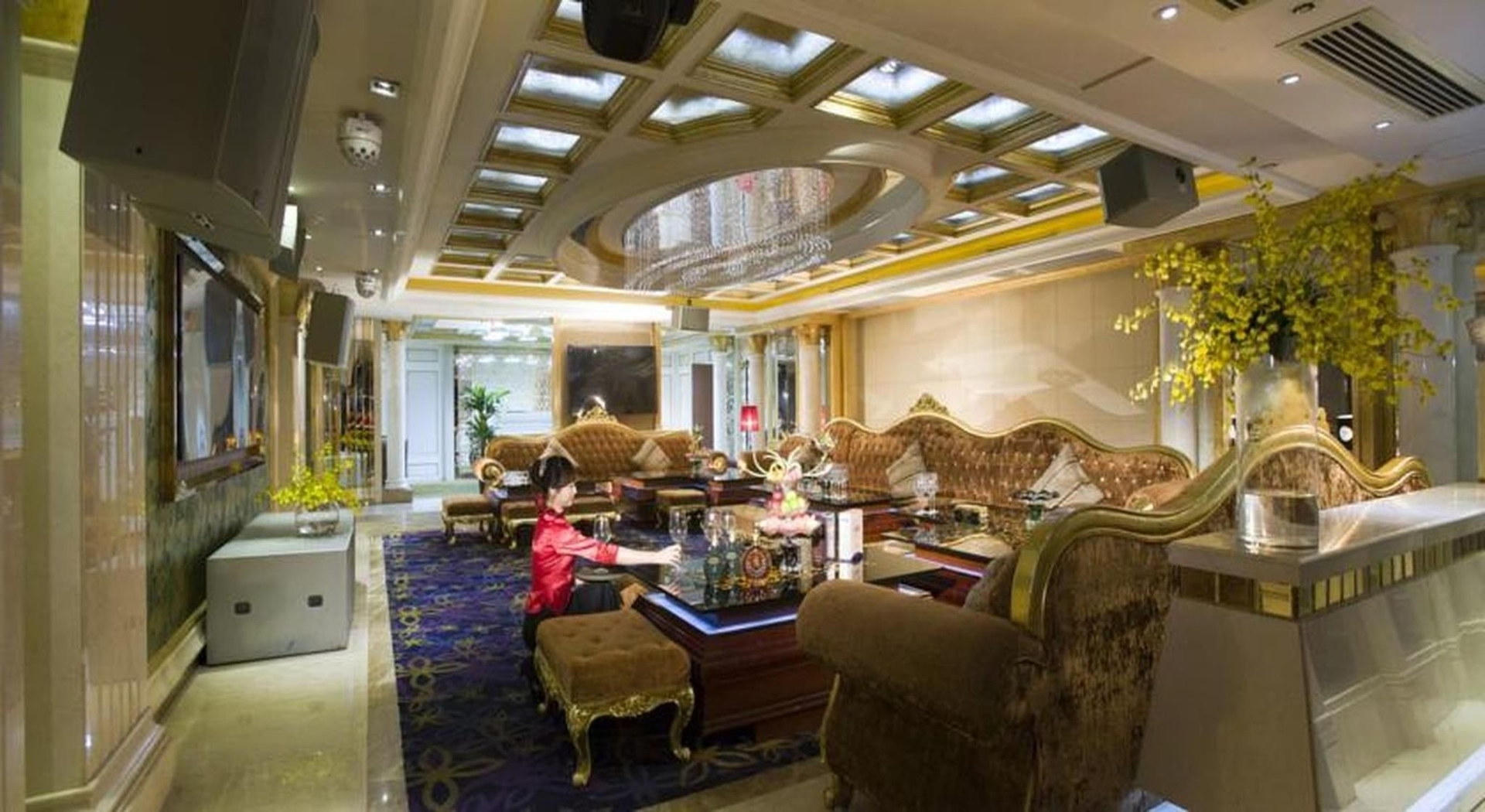 ยูราเซีย อินเตอร์เนชั่นแนล โฮเต็ล (Eurasia International Hotel)3