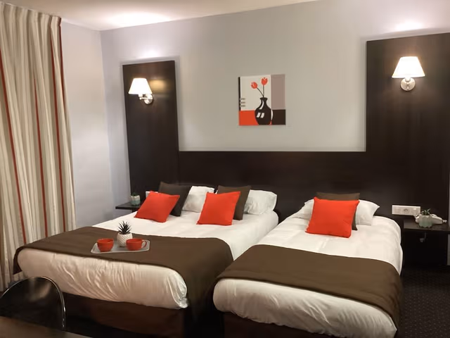 Family Suite, 2 Bedrooms (5 pax)