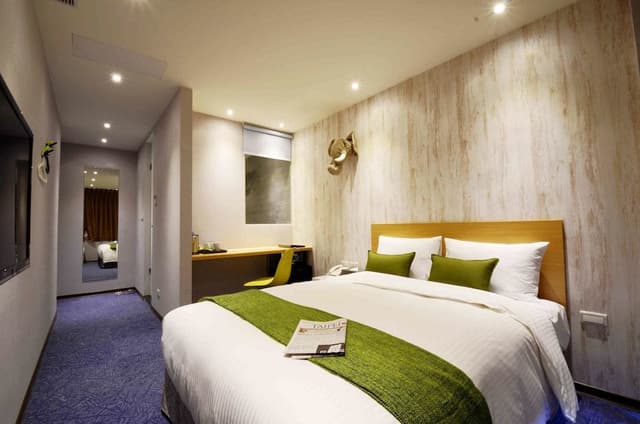 Deluxe Double Room, City View