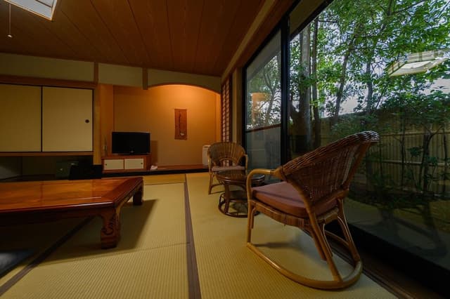 Japanese Style with Bath Made of Rocks, Non Smoking
