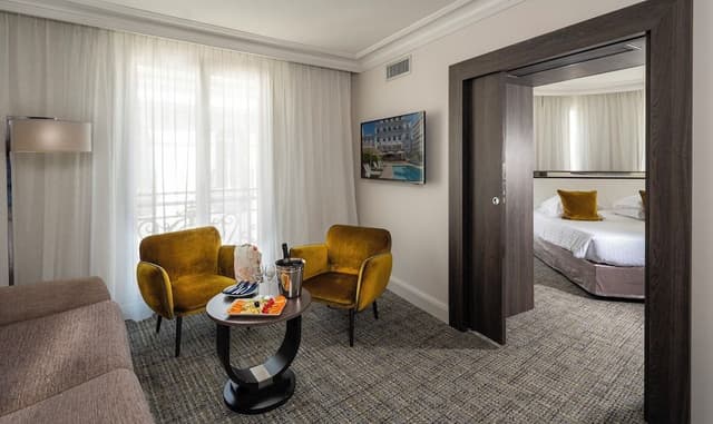 Suite