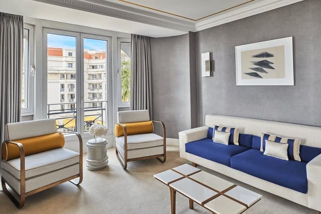 Superior Suite, Partial Sea View