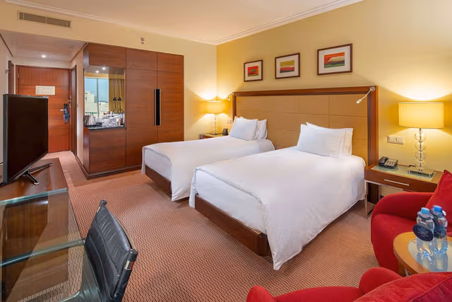 TWIN DELUXE ROOM