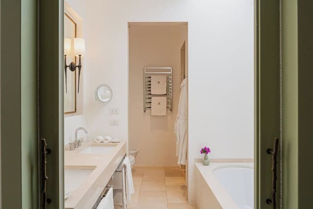 Deluxe Junior Suite