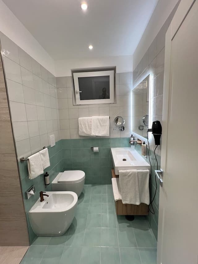 Deluxe Triple Room, Partial Sea View