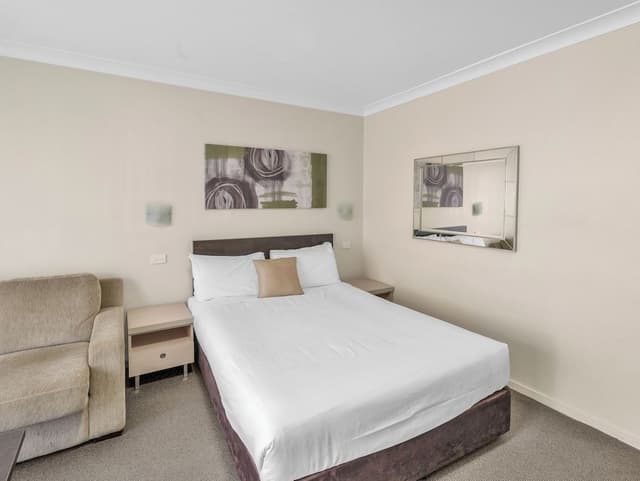 Executive Queen Room, 1 Queen Bed, Balcony