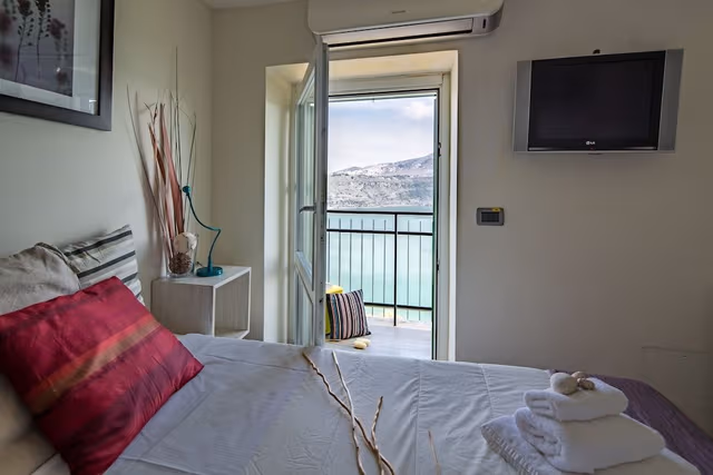 Penthouse, 2 Bedrooms, Terrace, Lake View