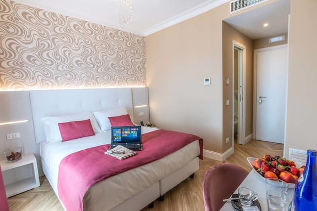 Classic Room, 1 Double or 2 Twin Beds