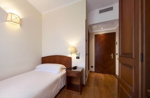 Standard Single Room