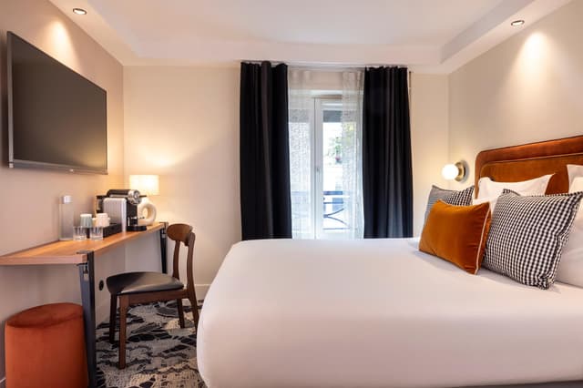 Classic Double Room