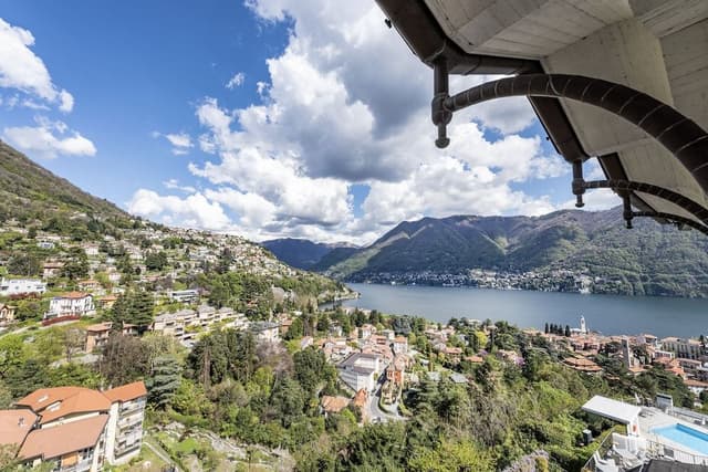 Standard Double Room, Partial Lake View