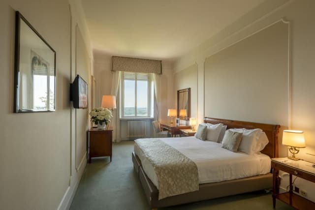 Double Room with Lake View