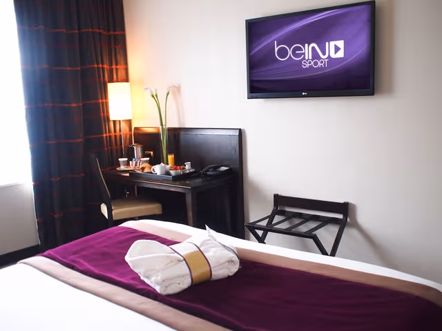 Privilege, Standard Room, 1 King Bed, Non Smoking