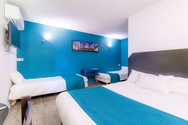 Quadruple Room without air conditioning and one bunk bed