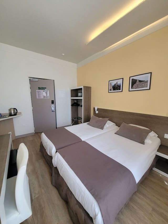 Standard Room, Multiple Beds