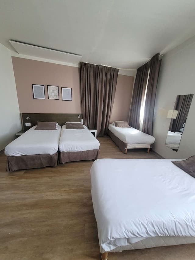 Standard Room, Multiple Beds