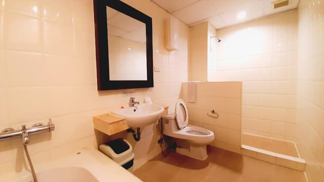 2-Bedroom Family Apartment