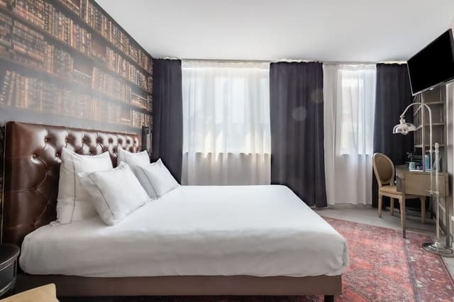 Classic Double Room