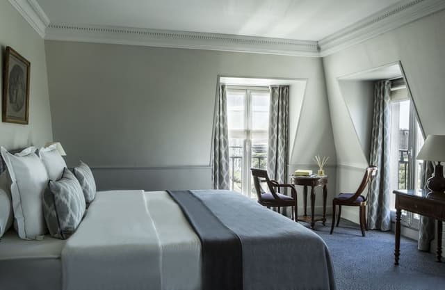 Junior Suite - Vue Paris
